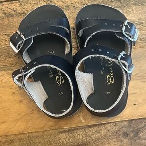 Sea Kids Black Buckle Sandals